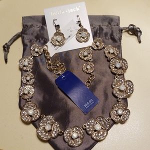 Necklace & earrings